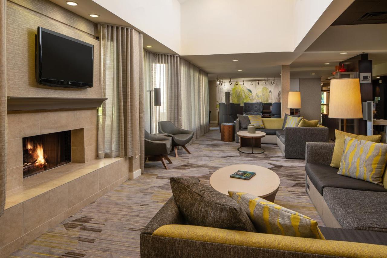 Courtyard By Marriott Jacksonville At The Mayo Clinic Campus/Beaches Exterior photo